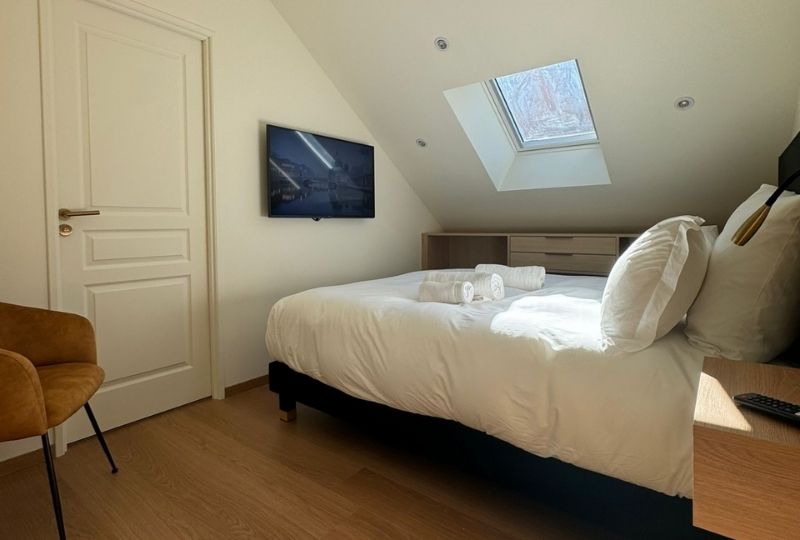 Chambre Master (1) de l'Edelweiss à la Villa Belle Fleur dans le Queyras